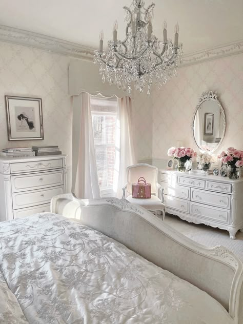 A Beautiful Pink Bedroom Makeover That’ll Make You Blush - J'adore Lexie Couture Dresser Decor Bedroom, Pretty Bedroom, Pretty Room, Pink Bedroom, House Furniture, White Bedroom, Bedroom Aesthetic, Bedroom Styles, Dream Bedroom