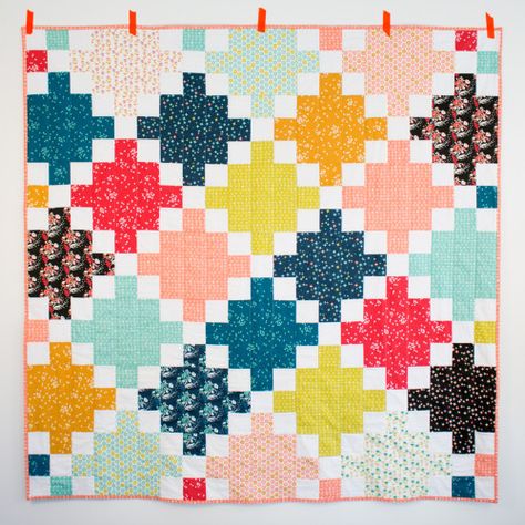 6a010536fd6c85970c01bb08aa5cc9970d-pi 500×500 pixeles Layer Cake Quilt Pattern, Scraps Quilt, Layer Cake Quilt, Layer Cake Quilt Patterns, Charity Quilts, Reproduction Fabric, Irish Chain Quilt, Postage Stamp Quilt, Cake Quilt