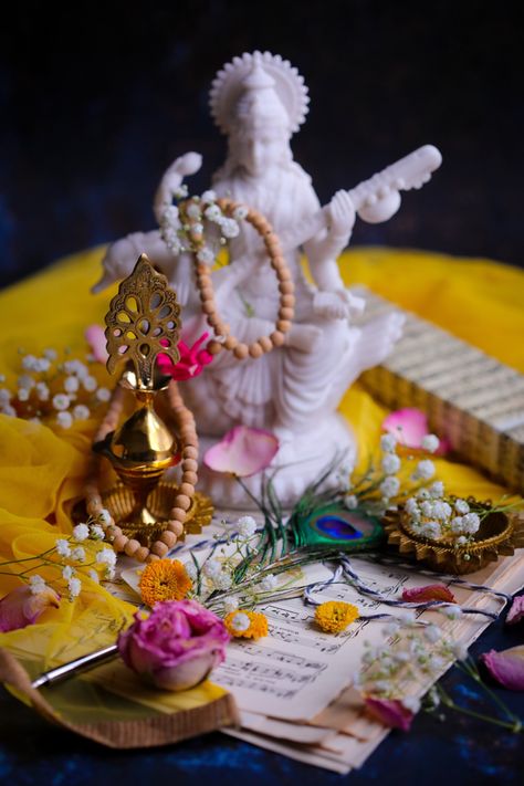 Saraswati Puja Saraswati Puja Saree Look Aesthetic, Saraswati Quotes, Ragavendra Swamy Images Good Morning, Indian Illustrations, Saraswati Pooja, Saraswathi Pooja, God Mantra, Navratri Celebration, Puja Decoration