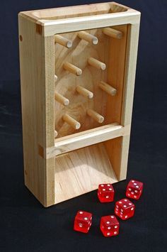 Wood Games, Dice Tower, Wooden Games, Deal Kent, Diy Holz, Wood Working Gifts, Diy Games, Wood Toys, Table Games