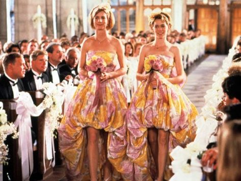 Horrible Bridesmaid Dresses, Bad Bridesmaid Dresses, Ugly Bridesmaid Dresses, Rachel Griffiths, Zoe Mclellan, Ugly Wedding Dress, My Best Friend’s Wedding, Funny Dresses, Best Friend Wedding