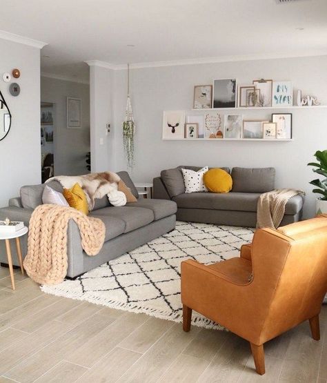 Gray Couch Yellow Accents, Yellow Lounge Ideas Living Rooms, Living Room Color Ideas With Grey Couch, Reading Room Decor Ideas, Lounge Shelving Ideas, Living Room Grey Couch, Grey And Yellow Living Room, Hygge Living Room, Room Decor Gray