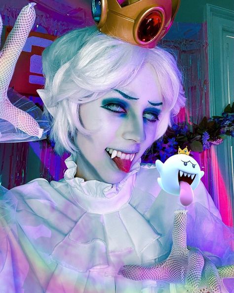 King Boo 👻 🤍Cosplay & Makeup by... - EZCosplay Costumes King Boo Makeup, Boo Costume Mario, King Boo Costume, King Boo Cosplay, Waluigi Cosplay, Mario King Boo, Boo Cosplay, Boo Costume, Mario Costume