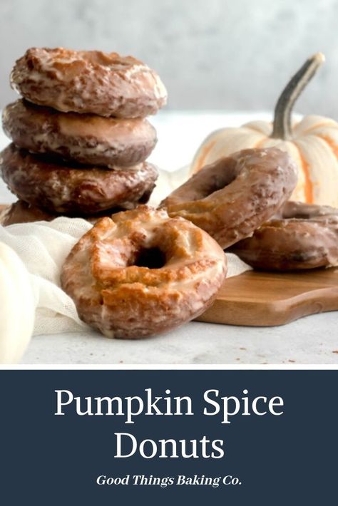 Pumpkin Spice Cake Donut Recipe, Dunkin Pumpkin Donut Recipe, Pumpkin Donuts Recipe Fried, Pumpkin Spice Donuts Baked, Pumpkin Spice Donuts Recipe, Pumpkin Baked Goods, Fall Baked Goods, Fall Donuts, Old Fashioned Donut