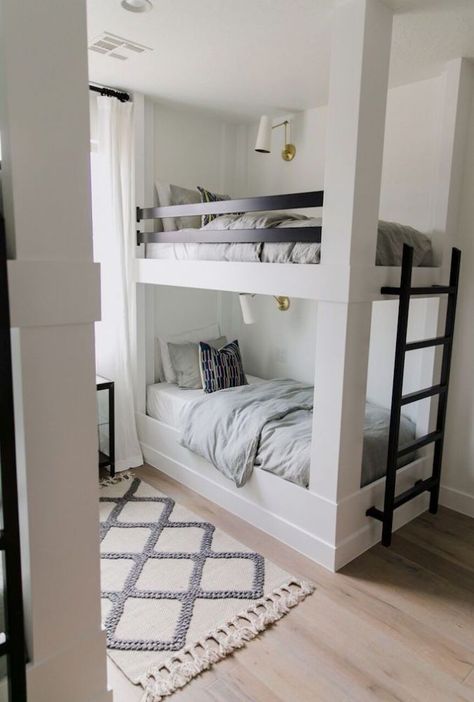 Bunk Bed Rooms, Modern Bunk Beds, Built In Bunks, Bunk Rooms, Bunk Beds With Stairs, Bunk Bed Designs, Space Bedding, Dekorasi Kamar Tidur, Bedroom Furnishings