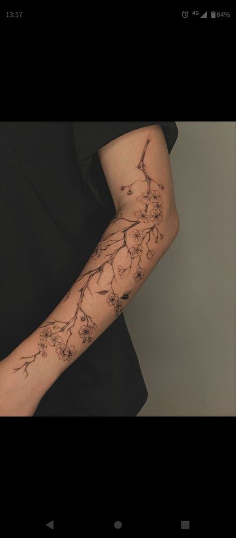 Women Wolf Tattoo, Cherry Blossom Tattoo Men, So Tattoo, Floral Arm Tattoo, Tattoo Eyebrows, Tattoo Homme, Rose Tattoo Forearm, Sakura Tattoo, Tattoo Forearm