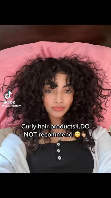 No Gas Hairspary For Quick & Stiff Hairstyle Curly Hair Remedies Curls, Haircuts To Ask For Curly Hair, Styling Curly Hair Hairstyles, Medium Hair Styles Wavy Curls, How To Have Fluffy Curly Hair, Short Curly Hair Styling Tips, Cushion Perm Fringe, Non Breakage Hairstyles, Haircuts To Get For Curly Hair