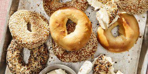 Bagel Basket, Bagels Nyc, Plain Bagel, New York Bagel, Best Bagels, Bagel Sandwich, Pizza Peel, Best Sandwich, Breakfast Items