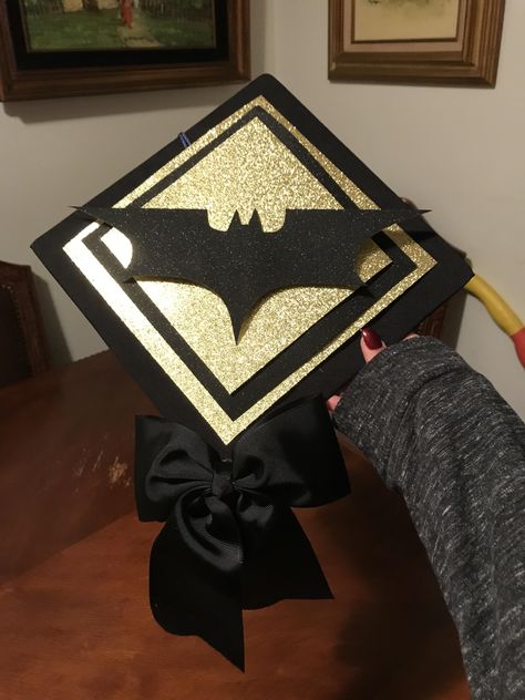 Graduated from my university today. I now have Bachelor's Degree and a cap of Justice. Batman Graduation Cap Ideas, Batman Grad Cap, Batman Graduation Cap, Batman Graduation, 2025 Cake, Grad Cap Design, Class Of 2027, Graduation 2025, Senior Year Things