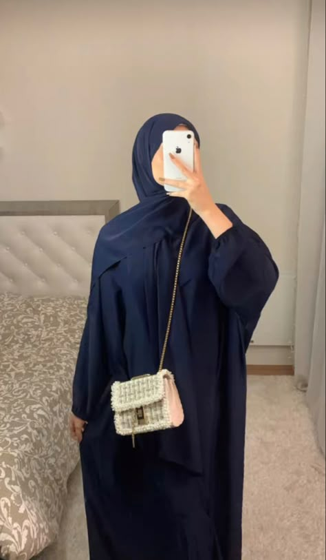 Hijab Abaya Outfits, Blue Abaya Outfit, Abaya Hijab Styles, Cute Abayas, Outfit Ideas Modest, Blue Abaya, Abaya Outfit, Estilo Hijab, Modest Casual Outfits