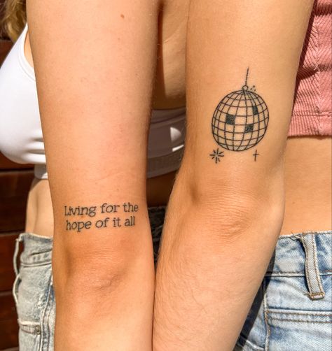 Taylor Swift matching tattoos Sister Tattoos For 2 Taylor Swift, Matching Swiftie Tattoos, Taylor Swift Matching Tattoos For Best Friends, Taylor Swift Bff Tattoos, Matching Tattoos Taylor Swift, Taylor Swift Friend Tattoos, Taylor Swift Friendship Tattoos, Best Friend Matching Tattoo, Matching Taylor Swift Tattoos