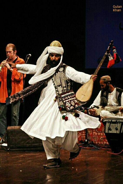 Awesome view famous Balochi folk Singer Akhter Chanar (Zahri) with traditional Balochi dress & instrument, Balochistan Pakistan Balochistan Culture, Baloch Culture, Balochi Culture, Persian Dance, Pakistani Art, Pakistan Clothes, Pakistani People, Pakistan Culture, Folk Musician