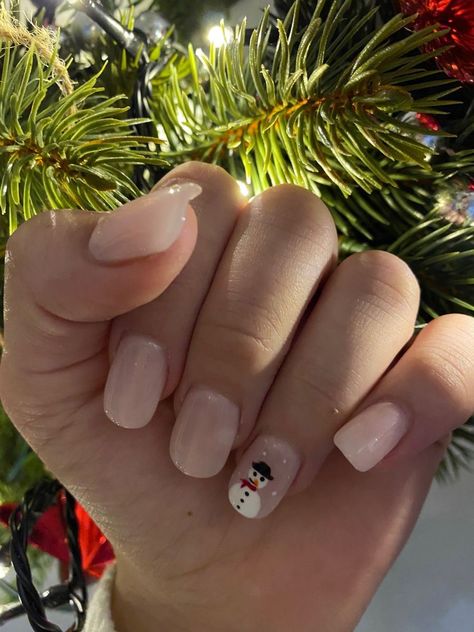 Cute Short Nail Sets Christmas, Simple Short Nails Christmas, Short Nail Ideas Christmas Simple, Winter Themed Nails Short, Christmas Nails Real Nails, Christmas Gel Nails Short Simple, Winter Nails For Kids, Christmas Nails Natural Nail, Cristmass Nails 2023