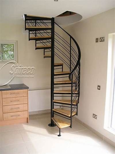 Luxury City Apartment, سلالم حلزونية, Round Stairs, Spiral Stairs Design, درج السلم, Luxury City, Loft Staircase, Attic Staircase, Stair Design