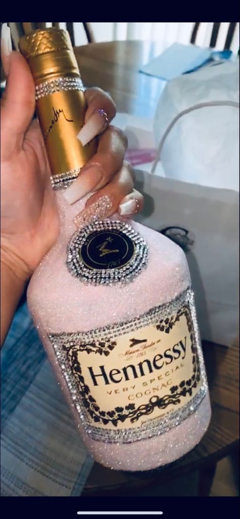 Pink Hennessy Bottle, Baddie Birthday Decor, Pink And Silver 21st Birthday Party, Glam 21st Birthday, Boujee Birthday Party, Baddie Birthday Party, Bling Birthday Party, 21st Birthday Sash, Hennessy Bottle