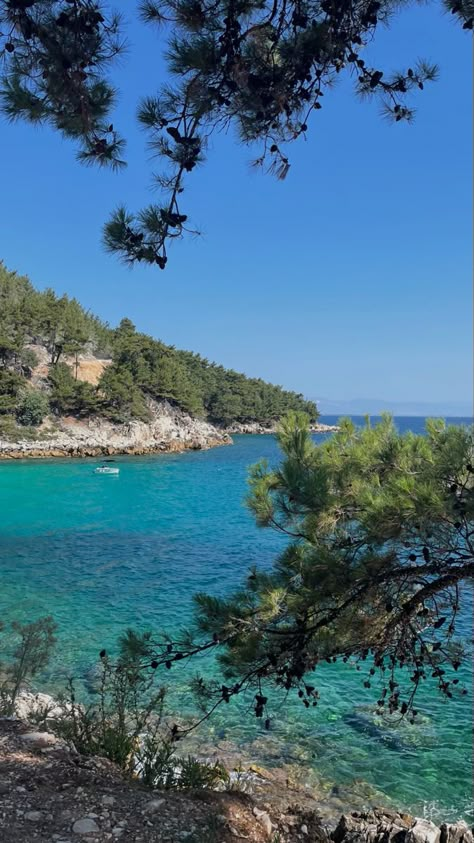 Summer aesthetic sea water blue marble beach greece thasos Thasos Greece Beach, Greece Sea Aesthetic, Thasos Greece Aesthetic, Greece Aesthetics Beach, Beach Aestethic, Blue Beach Aesthetic, Thasos Greece, Greece Sea, Aesthetic Sea