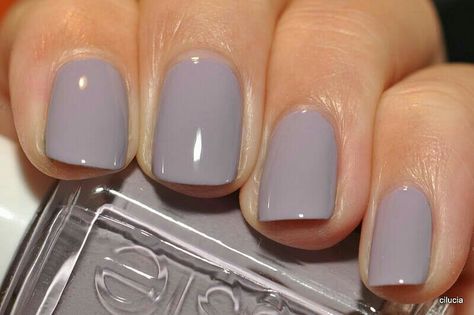 Nail Polish Colors Winter, Nails Grey, Oval Nails Designs, Classy Nail Art Ideas, Winter Nail Polish, Grey Lilac, Classy Nail Art, Clear Acrylic Nails, Elegant Nail Designs