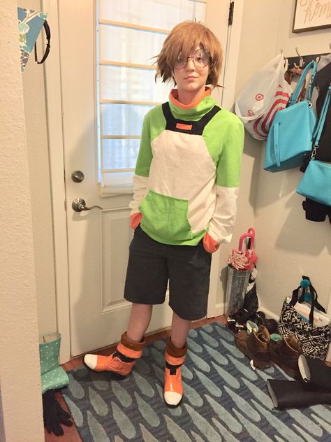 My pidge cosplay for Emerald City Comicon Pidge Voltron Cosplay, Voltron Halloween, Pidge Cosplay, Voltron Pidge, Pidge Voltron, Voltron Cosplay, Emerald City, Cosplay Ideas, Halloween Costumes