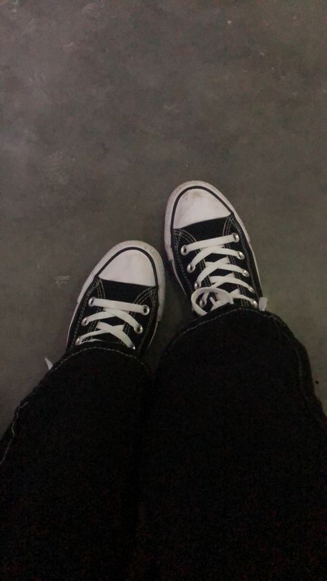 Selena Gomez Lips, Black Canvas Shoes, Shoe Selfie, Chuck Taylor Shoes, Low Waisted Jeans, Dark Men, Aesthetic Grunge Outfit, Shoes Photography, Shoes Photo