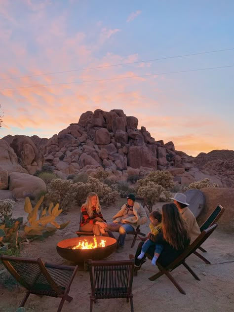 Joshua Tree Airbnb, Content Creating, Community Series, Desert Life, California Girl, California Travel Road Trips, Joshua Tree National Park, The Fam, Road Trip Usa