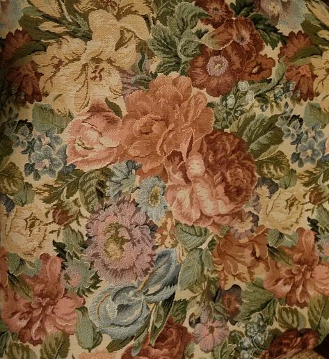 Floral Couch, Fabric Texture Pattern, Floral Upholstery Fabric, Vintage Couch, Vintage Floral Fabric, Floral Upholstery, Victorian Flowers, Vintage Floral Pattern, Floral Print Fabric