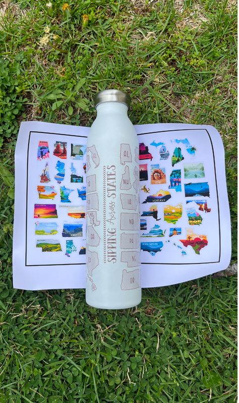 Water Bottle With Stickers, 50 States Travel, Water Bottle Art, Printed Water Bottles, Water Bottle Gift, Holiday Graphics, Travel Water Bottle, Sticker Water Bottle, Travel Bottles