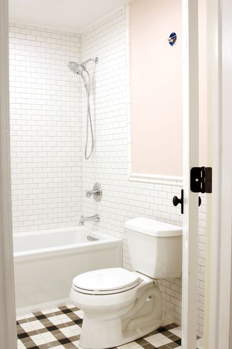 Blush pink walls, Mini subway tile. Chrome accents. Choosing a Paint Color for Our Small, Windowless Bathroom - Chris Loves Julia Best Paint Color For Bathroom, Paint Color For Bathroom, Small Windowless Bathroom, Color For Bathroom, Julia Marcum, Bathroom Paint Ideas, Windowless Bathroom, Downstairs Bathroom Ideas, Floor Tub