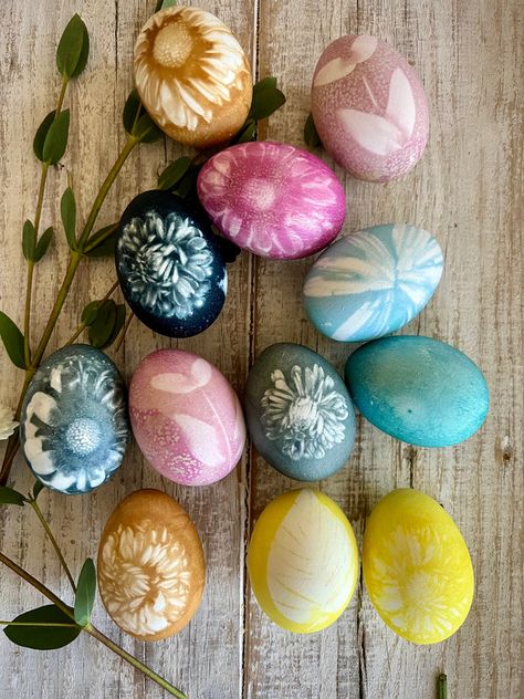 Natural Dyed Easter Eggs Diy Easter Egg Dye Natural, Easter Eggs Natural Dye, Natural Ways To Dye Easter Eggs, Silk Dyed Easter Eggs, Face Cream Recipe, Dyed Easter Eggs, Naturally Dyed Easter Eggs, Salve Recipes, Massage Bars