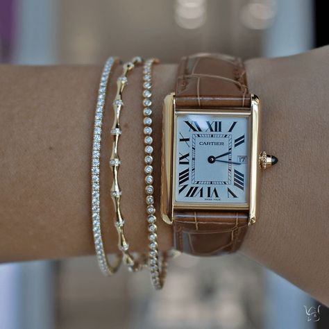 Cartier Watches Women, Wrist Stack, Vintage Watches Women, Woman Jewelry, Yellow Gold Bangle, Paris Mode, Cartier Tank, Cartier Watch, Classy Jewelry