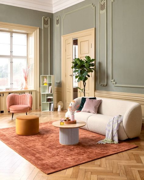 SOFACOMPANY on Instagram: “Let the sofa be the neutral base in your living room and surround it with aaall your favourite colours 🌈  #paulasofa #vilmacoffetable…” Scandinavian Design Living Room, Sofa Company, Living Room Scandinavian, Scandinavian Interior Design, Single Sofa, Scandinavian Interior, My New Room, Simple Decor, Home Fashion