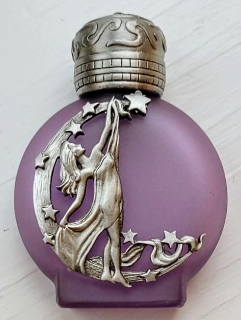 Whimsigoth Color Scheme, Whimsigoth Trinkets, Dark Plum Aesthetic, Vintage Purple Aesthetic, Purple Witchy Aesthetic, Perfume Bottles Aesthetic, Purple Vintage Aesthetic, Aesthetic Perfume Bottles, Witchy Perfume