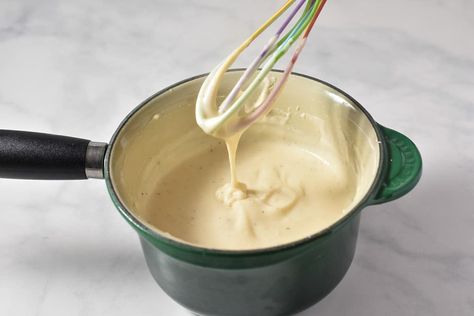 This delicious Hello Fresh cream sauce base is the perfect copycat recipe to recreate some of your favorite meal kits in your home kitchen! This easy-to-follow recipe will ensure you make the perfect cream sauce every time. With just a few simple ingredients, you can make this sauce in ten minutes. Cream Sauce Base, Flour Substitute, Parmesan Cream Sauce, Hello Fresh Recipes, Meal Kits, Bechamel Sauce, Party Finger Foods, Hydro Electric, White Sauce