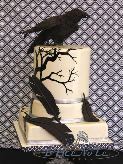 Edgar Allen Poe themed wedding - with the Raven Crow Party, Horror Cakes, Gothic Cakes, Gothic Birthday Cakes, Scary Cakes, Gothic Cake, Cake Halloween, Incredible Cakes, Unique Cupcakes