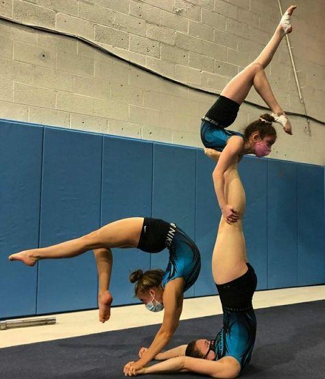 Acro Dance Poses, Acro Lifts, Acro Gymnastics, Acro Dance, Gymnastics Skills, Gymnastics Poses, Acrobatic Gymnastics, Action Sports, Dance Poses