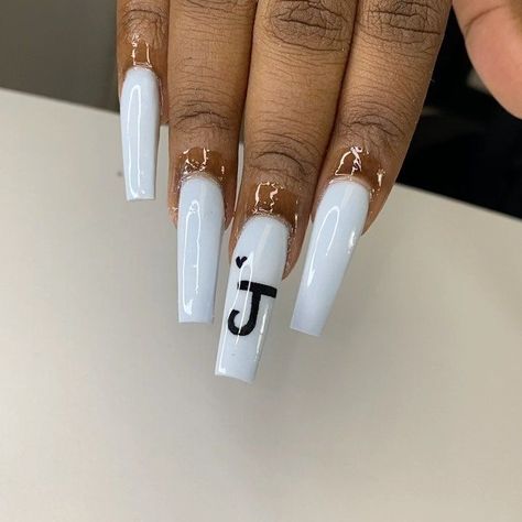 Tapered Square Nails With Initial, Boyfriend Initial Nails Almond, Nails Acrylic J Initial, Initial B On Nails, Boyfriend Name On Nails Designs, White Nails With J Initial, J On Nails Letter, Initials On Nails Boyfriends, Boyfriend Name Nails