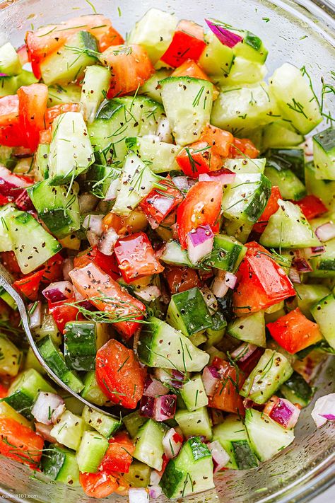 Cucumber Tomato Salad With Dill, Cucumber Tomato Dill Salad, Cucumber Tomato Feta Dill Salad, Cava Cucumber Tomato Salad, Italian Tomato Cucumber Salad, Cold Tomato Salad, Cukecumber Salad, Tomato Lunch Ideas, Cucumber Tomato Salad Italian Dressing