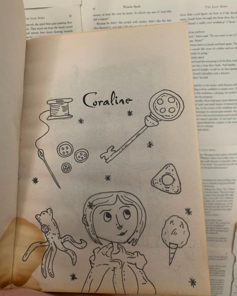 Coraline Drawings, Coraline Doodles, Coraline Drawing, Writing A Love Letter, Hand And Finger Tattoos, Notebook Drawing, Doodle Books, Journal Diy, Lighting Bedroom