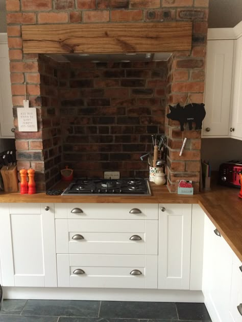 Hob and extractor set into a chimney breast Cooker In Fireplace Kitchen, Kitchen Chimney Breast, Hob In Chimney Breast, Kitchen With Chimney Breast, Oven In Chimney Kitchen, Chimney Breast Kitchen, Cooker In Chimney Breast, Kitchen Hob, Chimney Decor