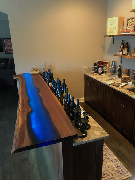 Resin Bar Top, Diy Wood Bar, Live Edge Bar Top, Bar Top Epoxy, Wood Bar Top, Basement Bar Plans, Live Edge Bar, Live Edge Shelves, Wood Resin Table