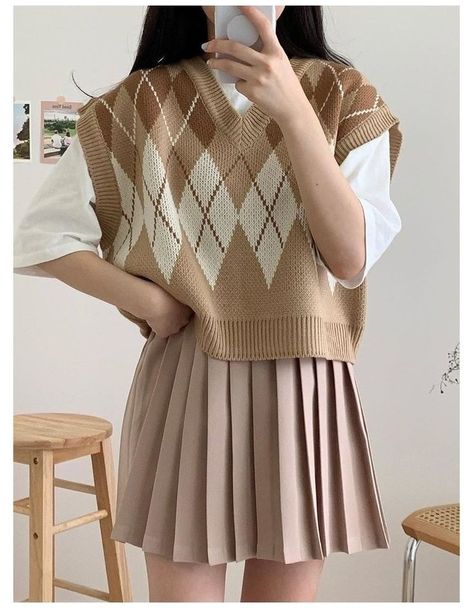 Skirt Outfits Korean, Kawaii Fashion Outfits, Korean Girl Fashion, Swaggy Outfits, 가을 패션, Kawaii Clothes, Korean Outfits, Teen Fashion Outfits, Looks Vintage