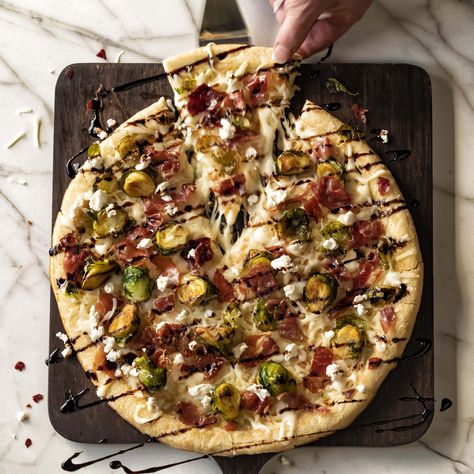 A unique pizza featuring Simplot Simple Goodness™ Brussels Sprouts— it'll surprise and delight your patrons. Balsamic Glaze Brussel Sprouts, Unique Pizza Recipes, Prosciutto Pizza, Mozzarella Pizza, Unique Pizza, Brussels Sprout, Flatbread Pizza, Brussels Sprouts Recipe, Balsamic Glaze