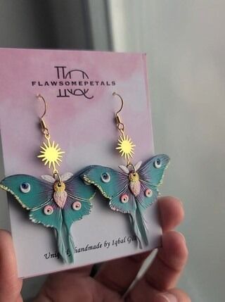 How To Take Earring Photos, Polymer Clay Moth Earrings, Polymer Clay Moth, Moth Fairy, Earring Packaging, Moth Earrings, Lunar Moth, Moon Moth, Earrings Moon