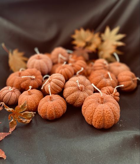 Our stunning pumpkin candles heading out to an autumn wedding Cosy Candles, Autumn Candles, Christmas Patchwork, Autumn Candle, Autumn Trends, Fall Bedroom, Pumpkin Candles, Pumpkin Decor, Fall Candles