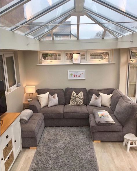 Conservatory Interiors, Conservatory Interior, Conservatory Decor, Garden Room Extensions, House Extension Plans, Room Decoration Ideas, Room Extensions, Open Plan Kitchen Living Room, Conservatory Dining Room