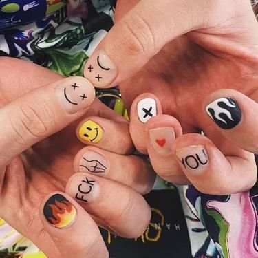 Nail Design Glitter, Minimal Nails Art, Mens Nails, Retro Nails, Nagellack Trends, Hippie Nails, Hard Nails, Drip Nails, Edgy Nails