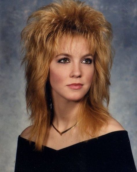 31 of The Best 1980s Hairstyles for Women – HairstyleCamp 1980 Hairstyles, Rockstar Hairstyles, 80s Haircuts, 80's Hairstyle, 1980s Hair, Rocker Hair, Beyonce Hair, Rock Hairstyles, 80s Hair