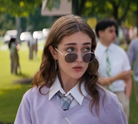 Gabbi Broussard, Do Revenge, Mean Girls Aesthetic, Aesthetic People, Stranger Things Netflix, Film Serie, I Love Girls, Character Aesthetic, Best Shows Ever