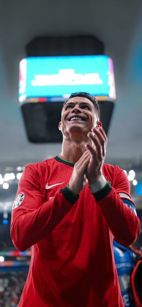 Cristiano Ronaldo wallpapers Cabrio Vw, Manchester United Ronaldo, Cr7 Portugal, Cristiano Ronaldo Hd Wallpapers, Ronaldo Goat, Cristiano Ronaldo Portugal, Cr7 Wallpapers, Ronaldo Pictures, Cr7 Jr