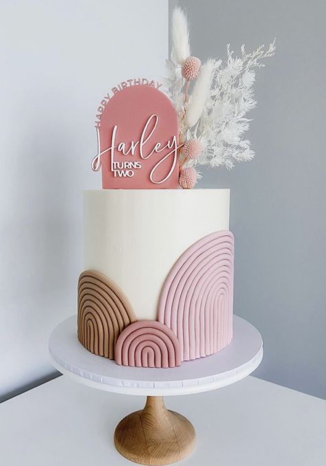 Boho Cakes Birthdays, Boho Theme Cake Birthday, Boho Ombre Cake, Boho Rainbow Cake 1st Birthday, Boho Rainbow Birthday Party Cake, Bohemian Birthday Cake, Pink Boho Cake, Birthday Cake Boho Chic, Rainbow Boho Cake