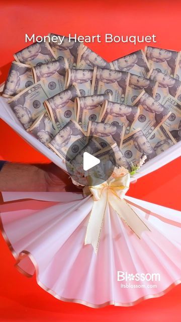 Blossom on Instagram: "Creative Ways To Give Cash!" Money Wrapping Ideas, Cash Bouquet, Creative Ways To Give Cash, Cash Gift Ideas, Money Gifts Christmas, Money Gifts, Cash Gift, Diy Gift Wrapping, February 1